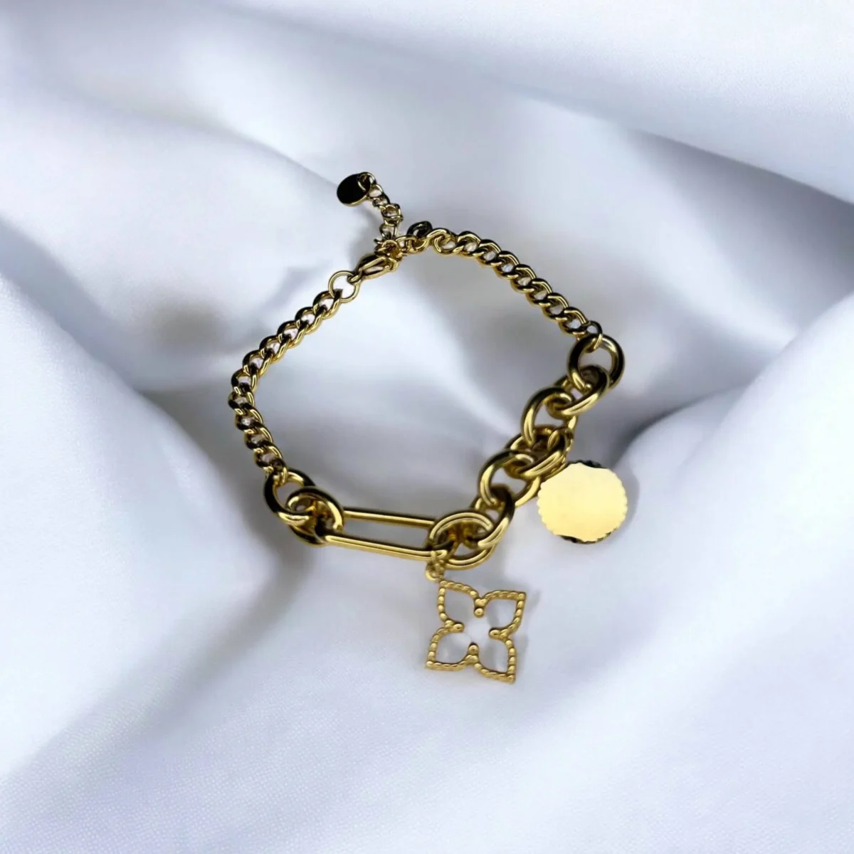 Bracelet Chaîne et Breloques