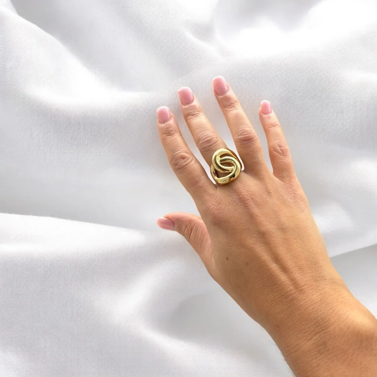 Bague harmonie enlacée