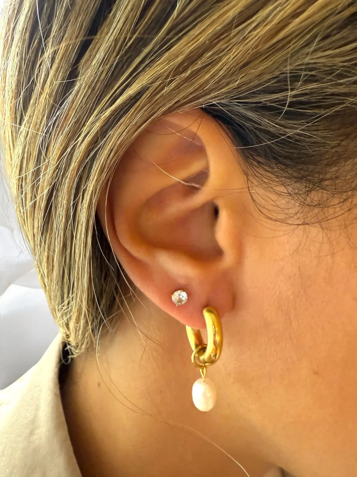 Boucles oreilles mini creole perle