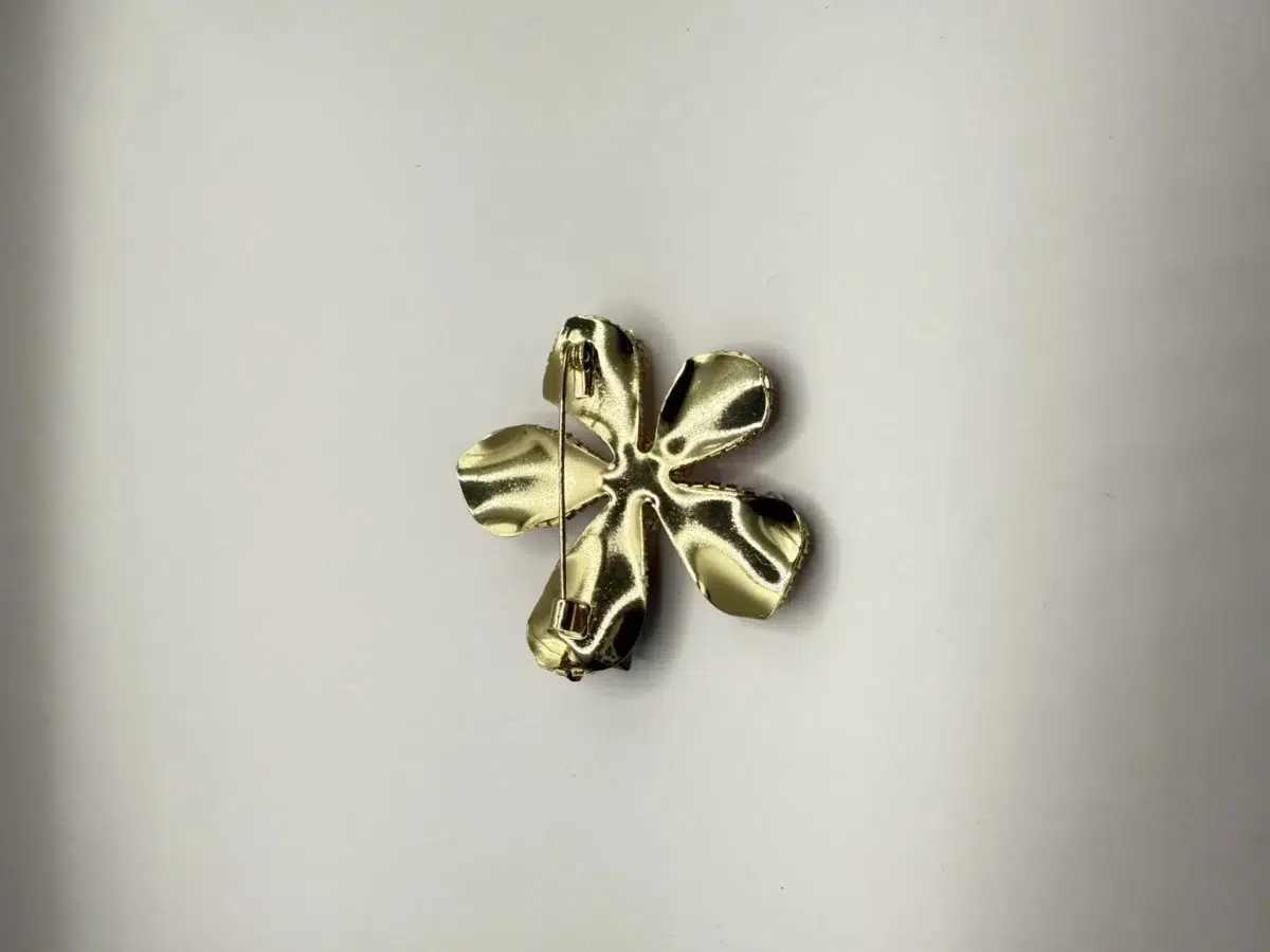 Broche