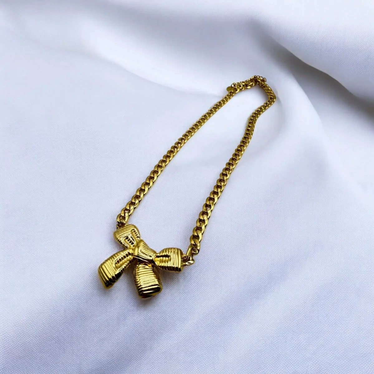 Collier Noeud Raye