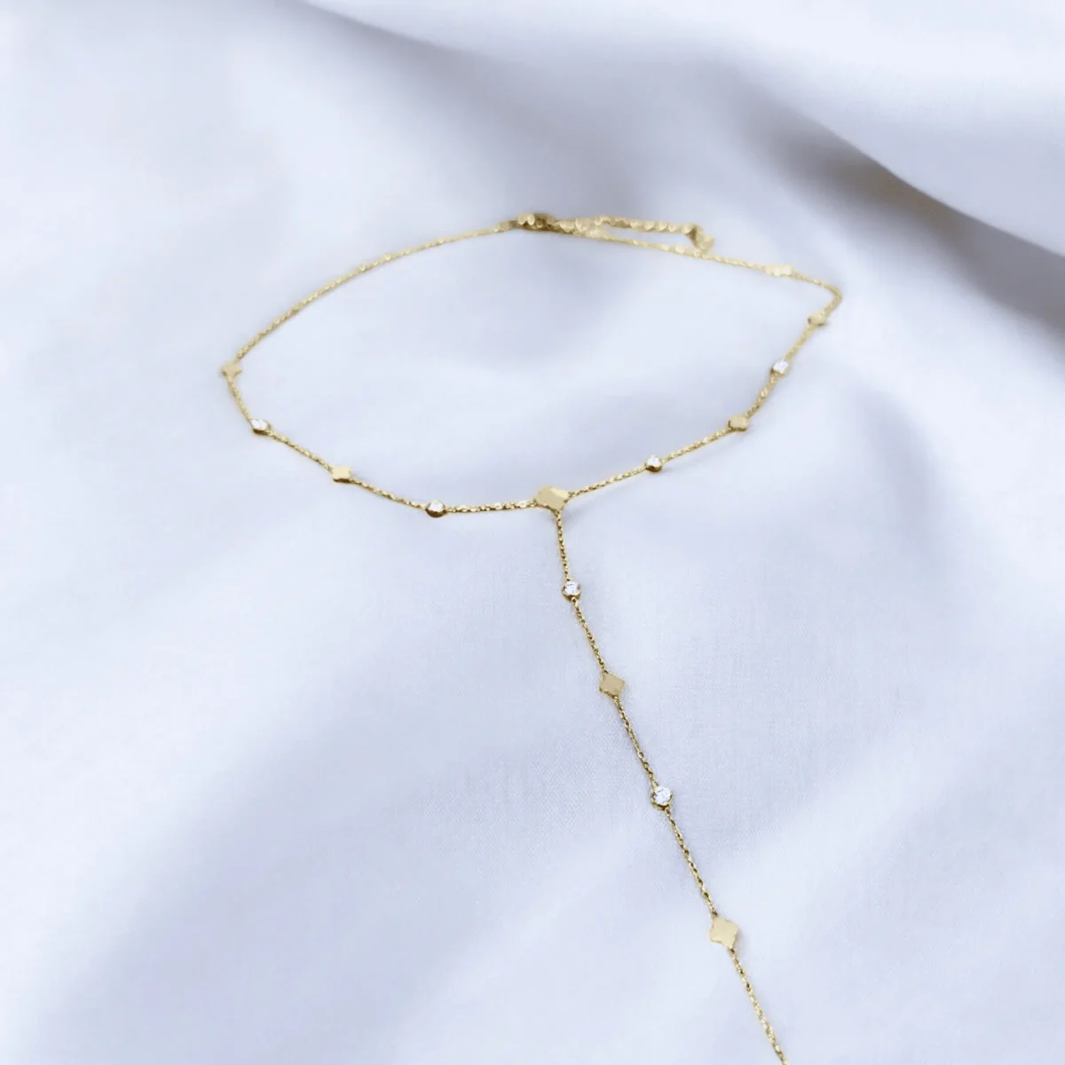 Collier Sautoir Trèfle et Mini Strass