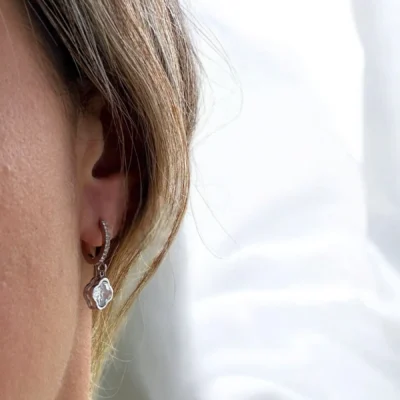 boucles d'oreilles trèfle argentées