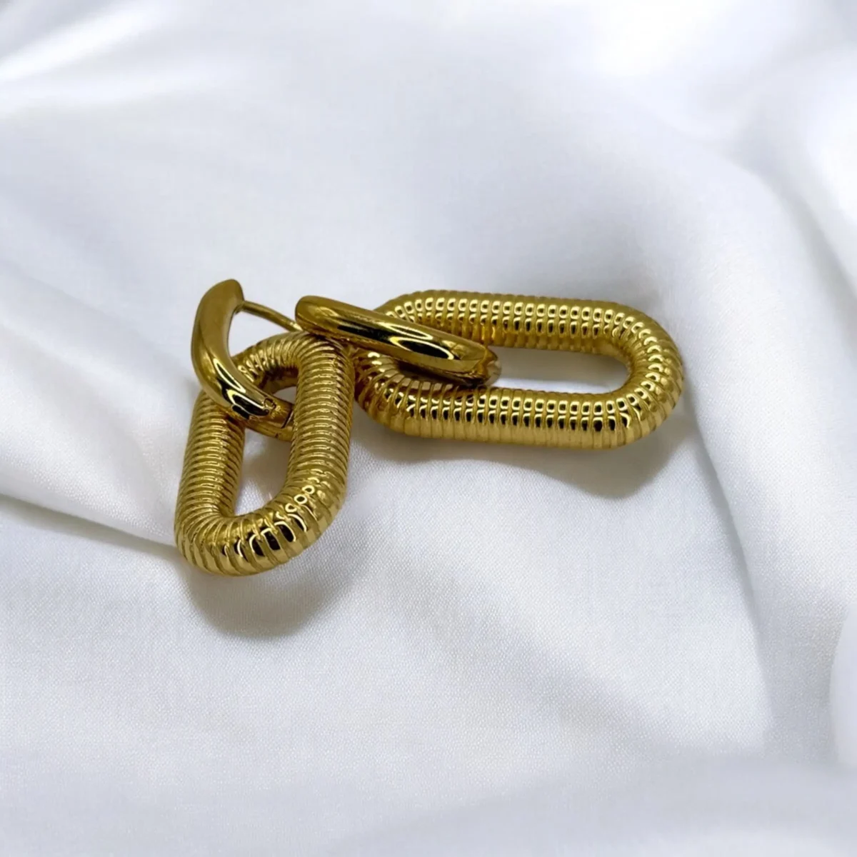 Boucles Maillons Élégance Dorée