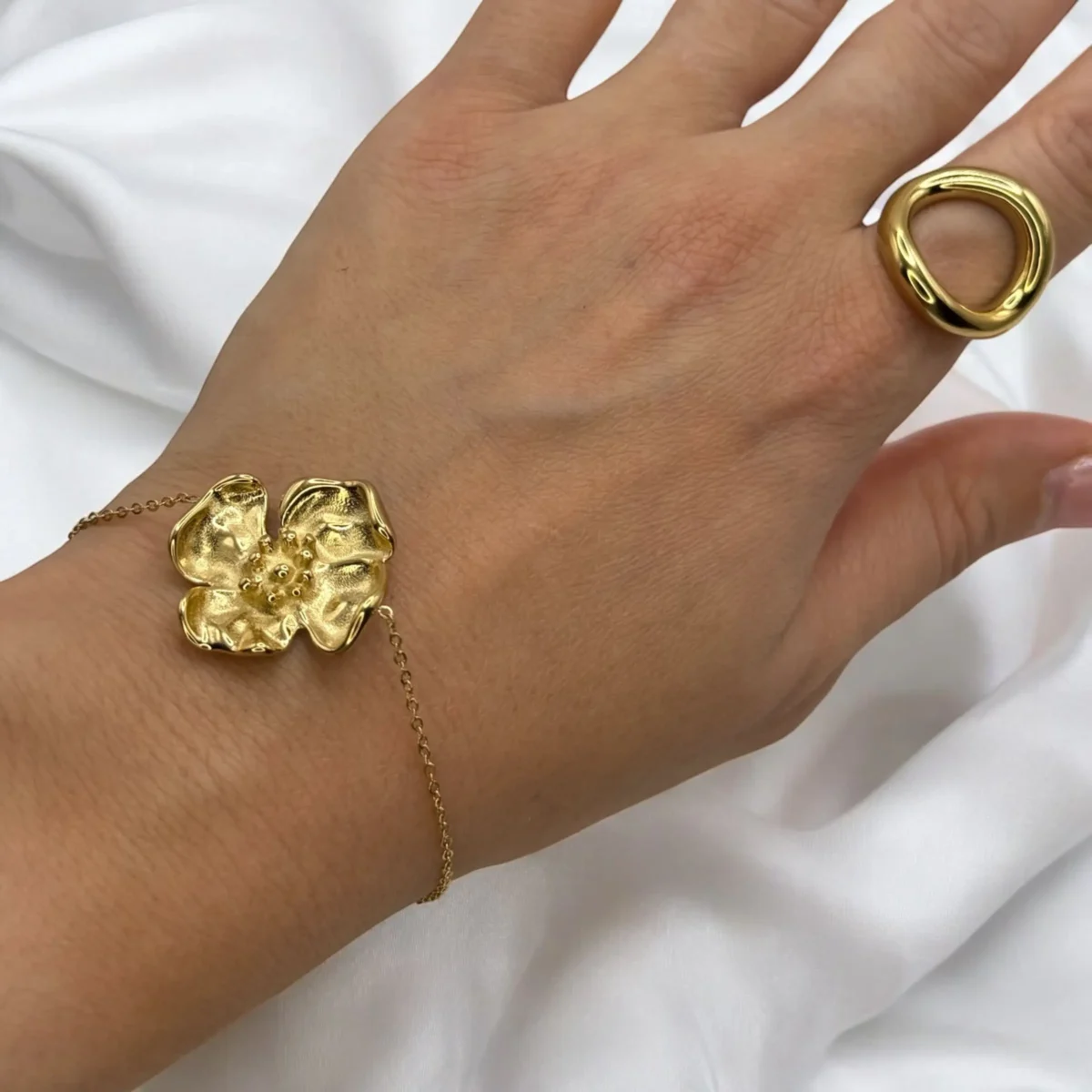 Bracelet Fleur Doré