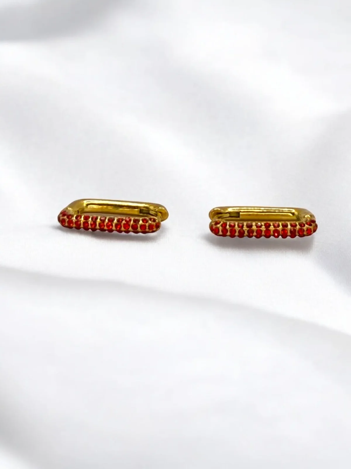 Créoles Carré Strass Rouge