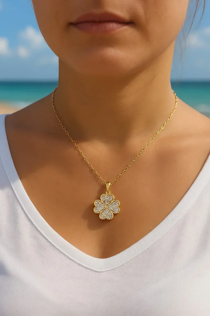Trèfle à Quatre Feuilles : Signification 15 Collier Trèfle Quatre Feuilles – Pendentif Porte Bonheur en Acier Inoxydable