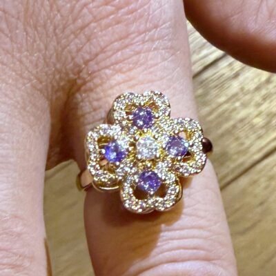 Bague Anti-Stress Tournante Trèfle Violet