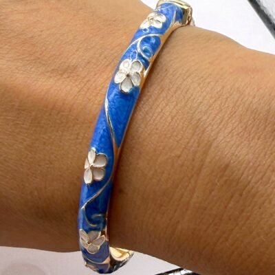 Bracelet Jonc Émaillé Bleu Ciel Fleurs Blanches