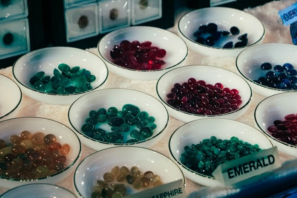 Signification des couleurs et pierres dans vos bijoux 2 colorful gemstone jewelry