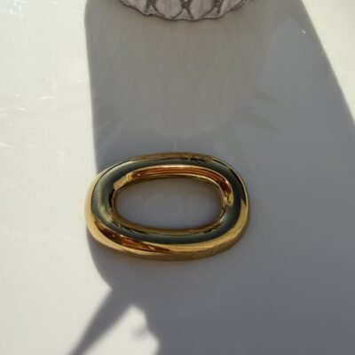 Broche Ovale Dorée